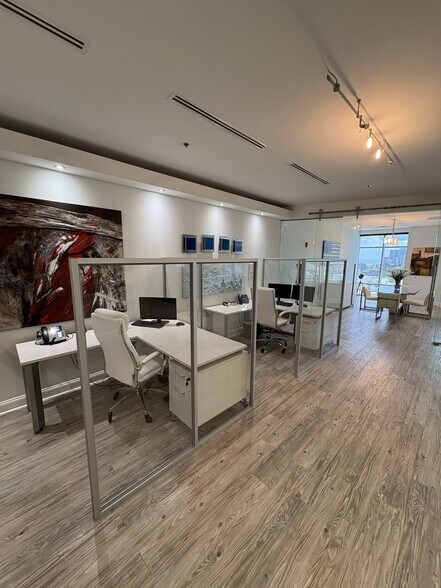 More Photos Of 320 1st St N, Jacksonville Beach Office Residential For Sale