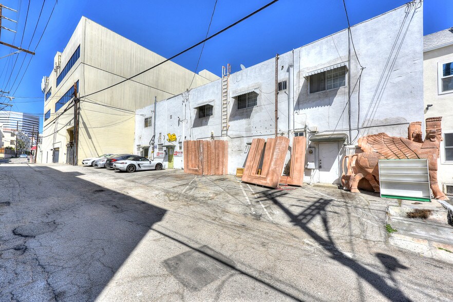 More Photos Of 1411-1419 Westwood Blvd, Los Angeles Storefront Retail Office For Lease