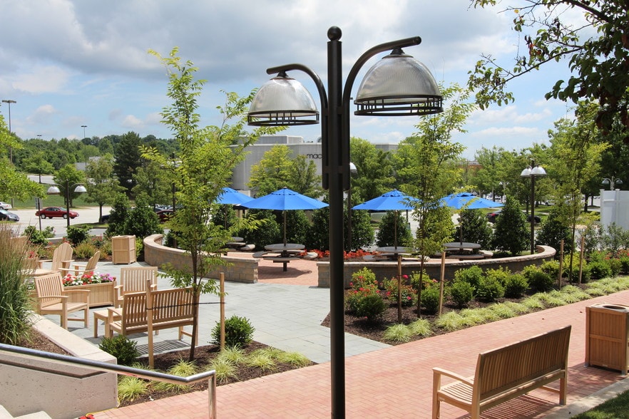 More Photos Of 10461 Mill Run Cir, Owings Mills Office For Lease