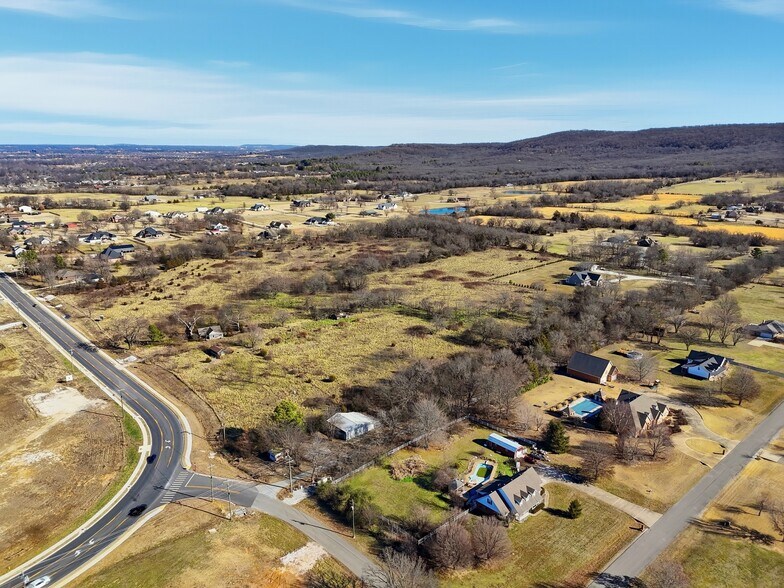 More Photos Of 12094 N Highway 170, Farmington Land For Sale