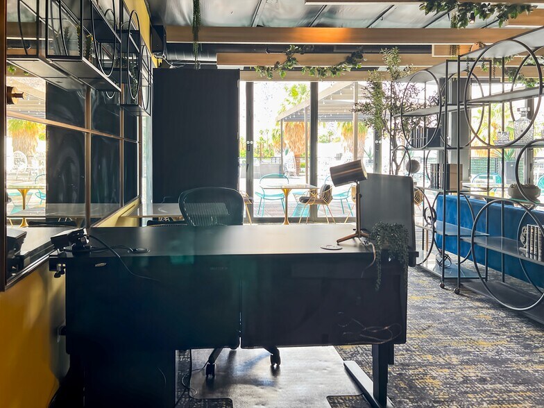 More Photos Of 750 N Palm Canyon Dr, Palm Springs Coworking Space