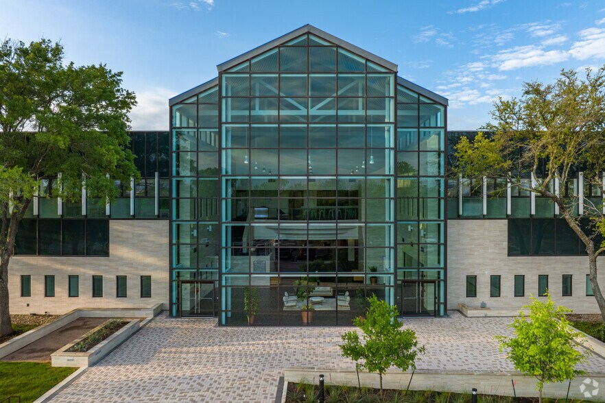More Photos Of 6800 Burleson Rd, Austin Office For Lease