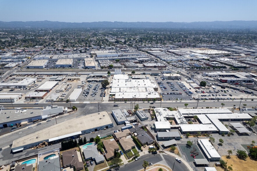 More Photos Of 12801 Saticoy Street St, North Hollywood Warehouse For Sale