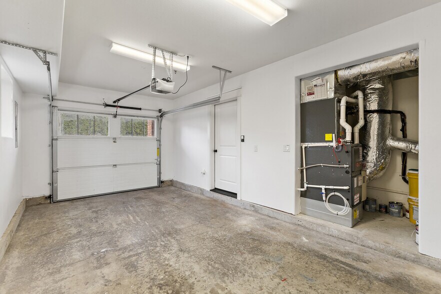 More Photos Of 9414 SE Causey Ave, Happy Valley Apartments For Sale