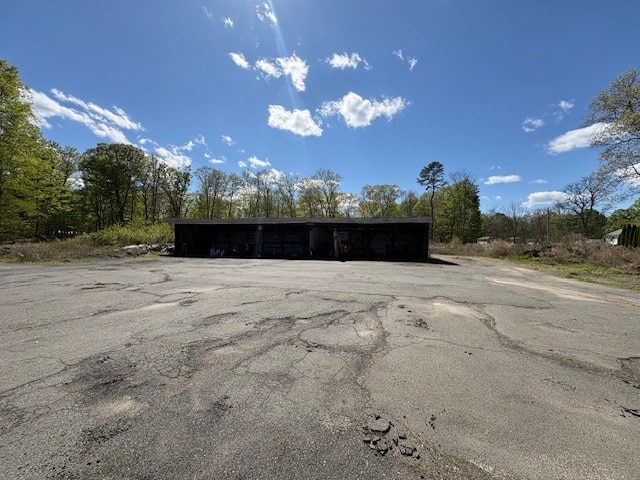 More Photos Of 91 Squawfield Rd, Westfield Service For Sale