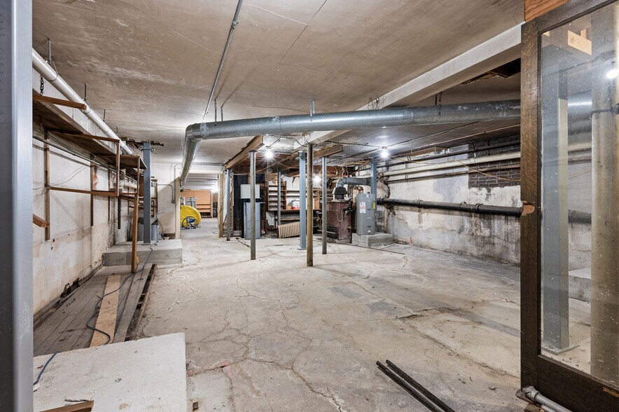 More Photos Of 102 State St N, Waseca Office For Lease