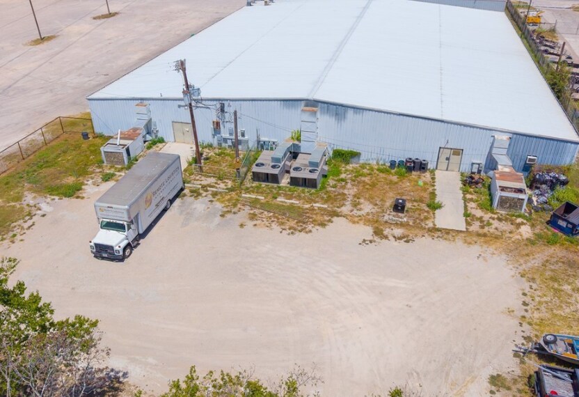 More Photos Of 735 E Interstate 10, Seguin Theater Concert Hall For Sale