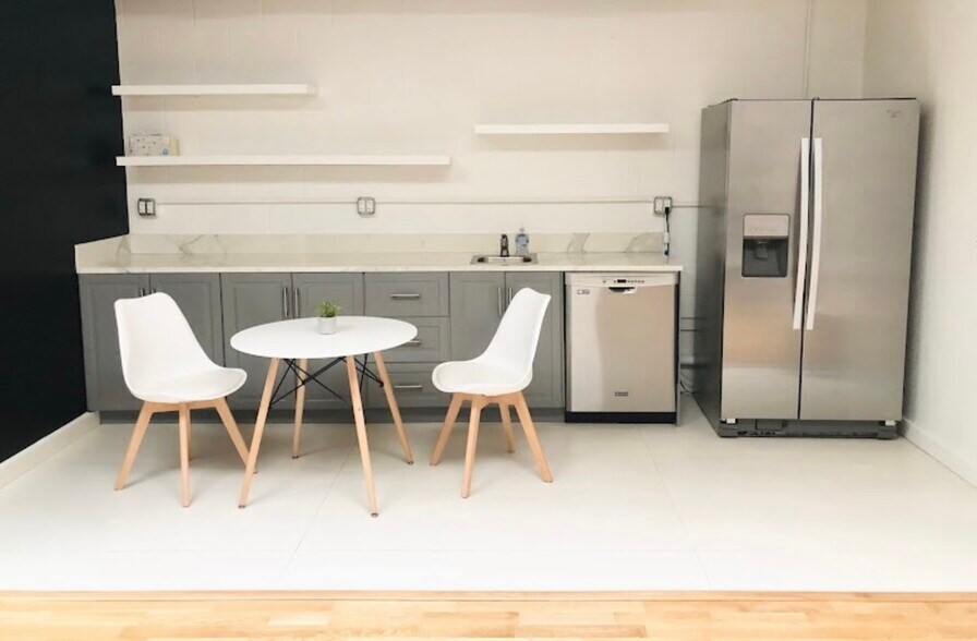 More Photos Of 264 Dore St, San Francisco Warehouse For Lease