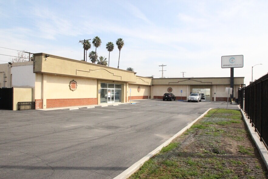 More Photos Of 509-523 E Rosecrans Ave, Compton Storefront Retail Office For Lease