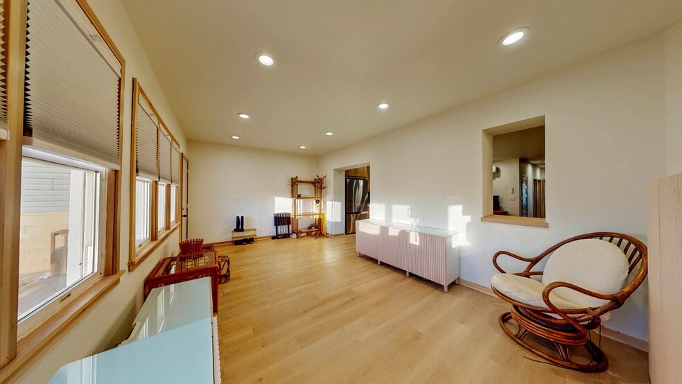 More Photos Of 209 S Main St, Jefferson General Retail For Sale
