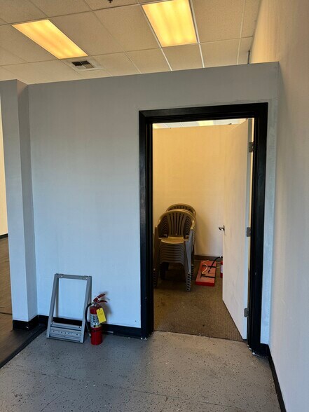 More Photos Of 2501-2623 Riparian Dr, Elk Grove Unknown For Lease