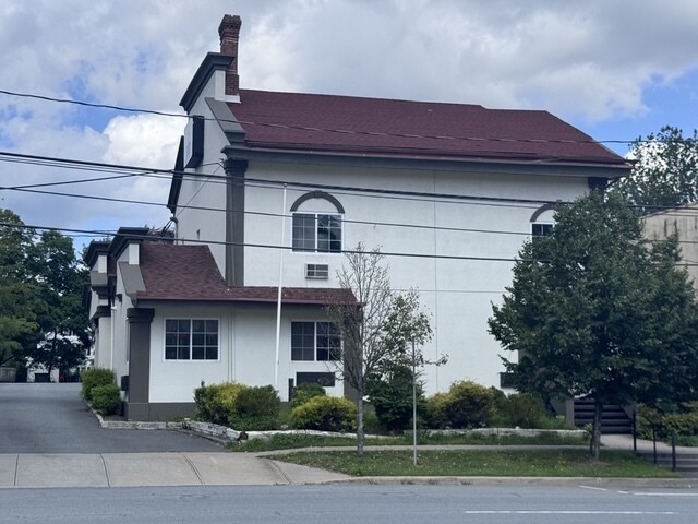 More Photos Of 392 Broadway, Monticello Hotel For Sale