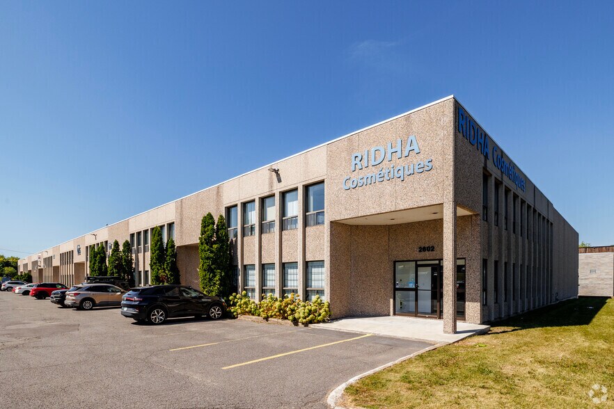 Primary Photo Of 2602-2630 Rue Lapierre, Montréal Warehouse For Sale