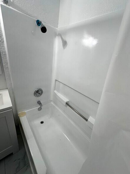 More Photos Of 2944 Del Paso Blvd, Sacramento Apartments For Sale