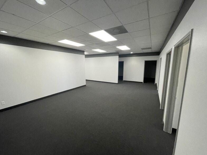 More Photos Of 2760-2764 Lake Sahara Dr, Las Vegas Medical For Lease