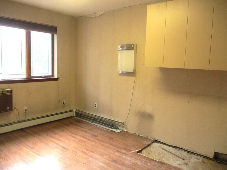 More Photos Of 2256 Hendrickson St, Brooklyn Apartments For Lease