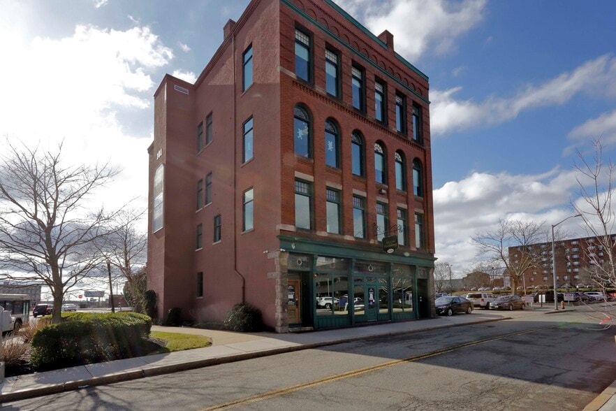 Primary Photo Of 101 Jeremiah V Sullivan Dr, Fall River Office For Lease