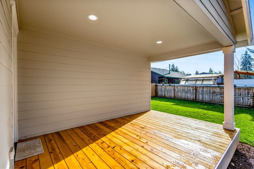 More Photos Of 3631 Green River Rd, Sweet Home Multifamily For Sale