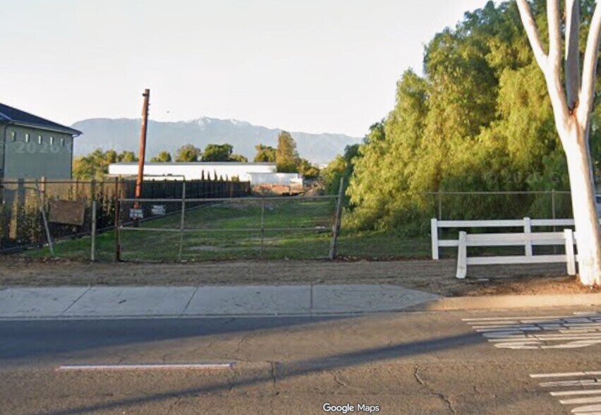More Photos Of 623 6th St, Norco Land For Lease
