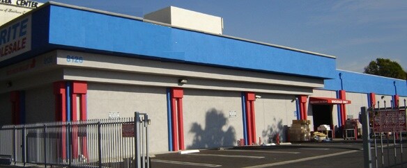 More Photos Of 8126 Van Nuys Blvd, Van Nuys Freestanding For Lease