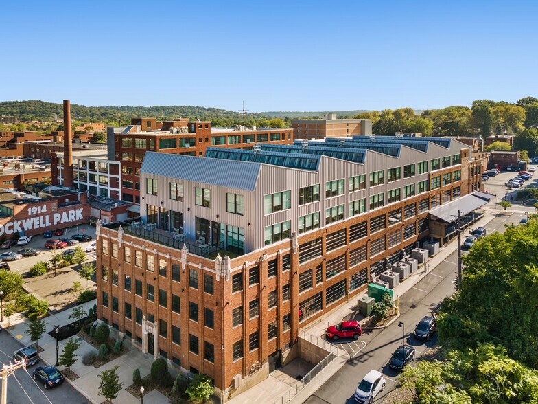 More Photos Of 7514 Thomas Blvd, Pittsburgh Office For Lease