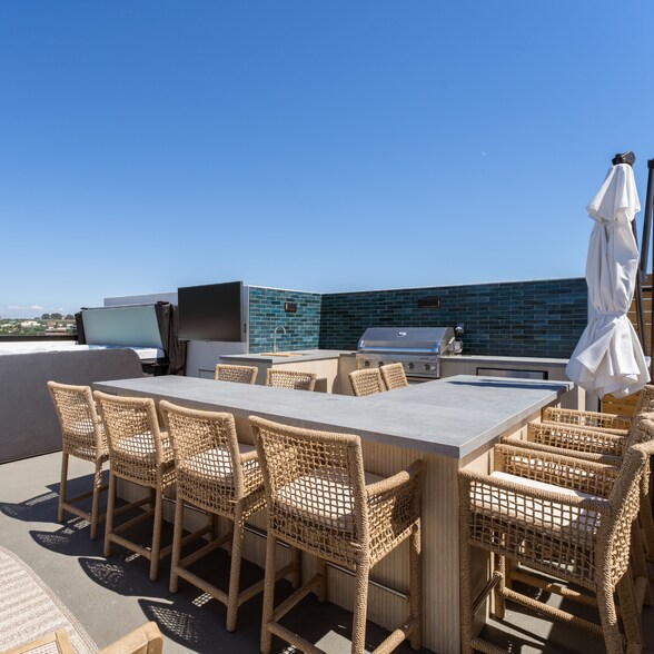 More Photos Of 5140 Los Robles Dr, Carlsbad Multifamily For Sale