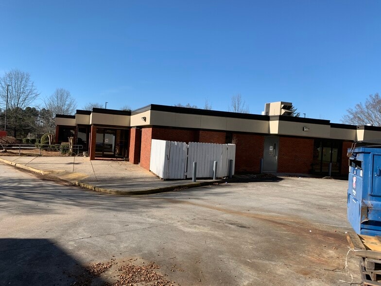 More Photos Of 3865 Medical Park Dr, Austell Medical For Lease