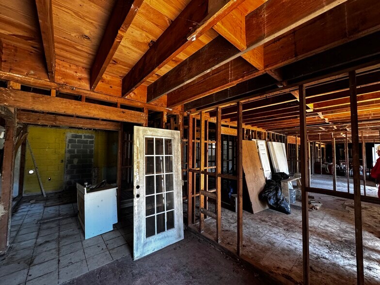 More Photos Of 31255 AL-25 Hwy, Wilsonville Apartments For Sale