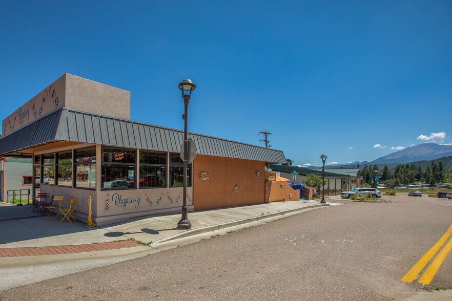More Photos Of 121 W Midland Ave, Woodland Park Restaurant For Sale
