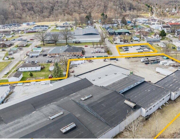More Photos Of 1101 Woodlawn Ave, Cambridge Warehouse For Sale