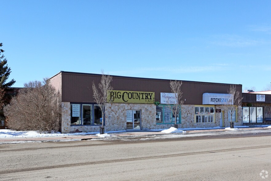 Primary Photo Of 227 6th St, Beiseker Storefront For Sale