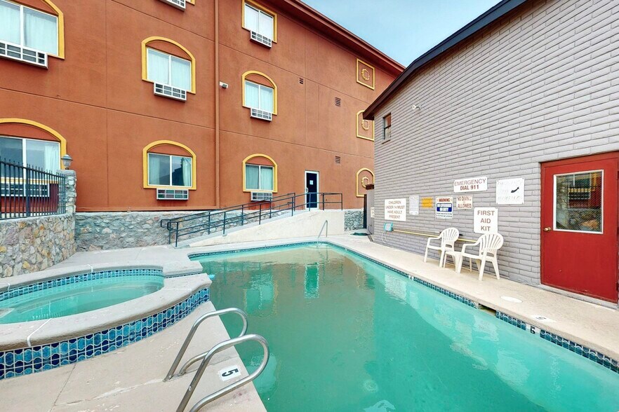 More Photos Of 5634 E Paisano Dr, El Paso Hotel For Sale