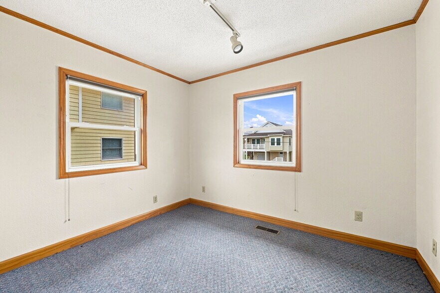 More Photos Of 2701 N Croatan Hwy, Kill Devil Hills Office For Sale