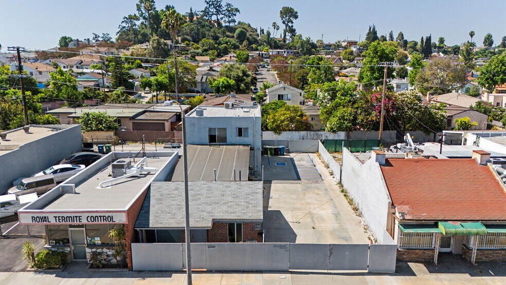 More Photos Of 2880-2880 1/2 W Valley Blvd, Alhambra Office Residential For Sale