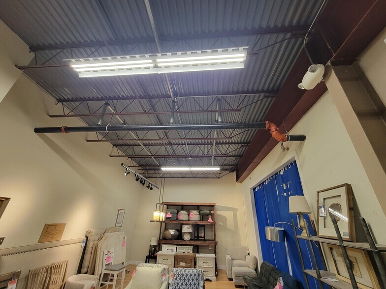 More Photos Of 8365 Wicker Ave, Saint John Department Store For Sale