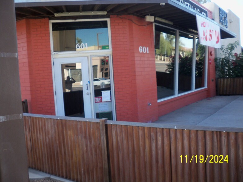 Primary Photo Of 601 W University Dr, Tempe Freestanding For Lease