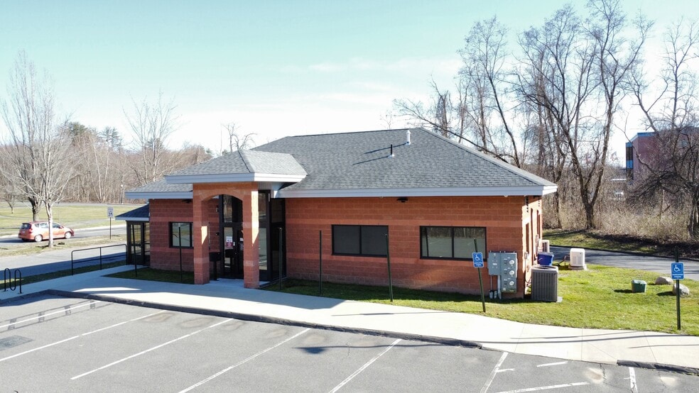 Primary Photo Of 85 University Dr, Amherst General Retail For Lease