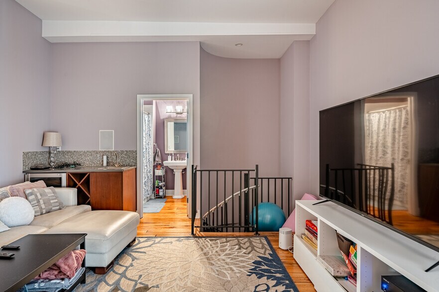 More Photos Of 235 Bridge St, Phoenixville Storefront Retail Residential For Sale