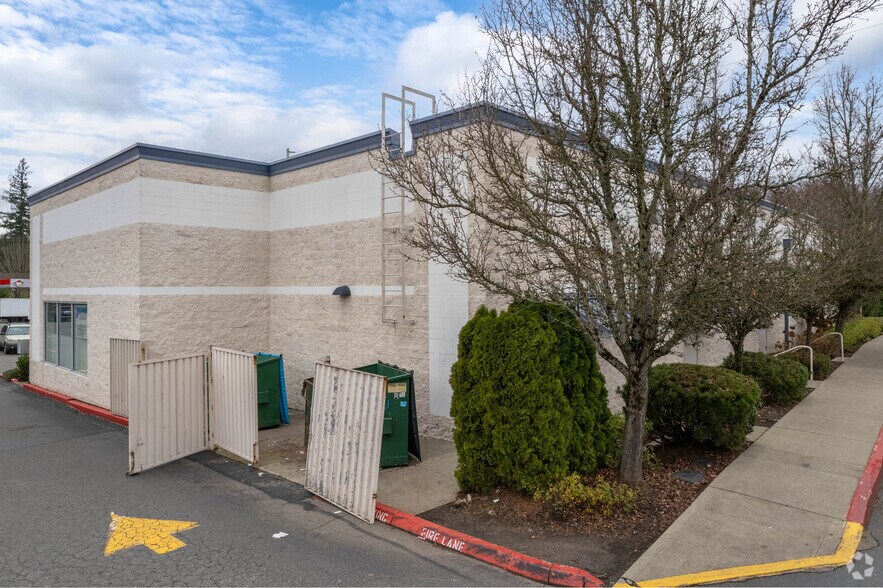 More Photos Of 1888 SE Sedgwick Rd, Port Orchard Storefront For Lease