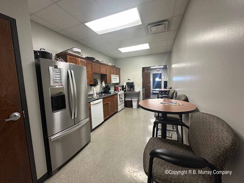 More Photos Of 2160 N Burton Ave, Springfield Truck Terminal For Lease