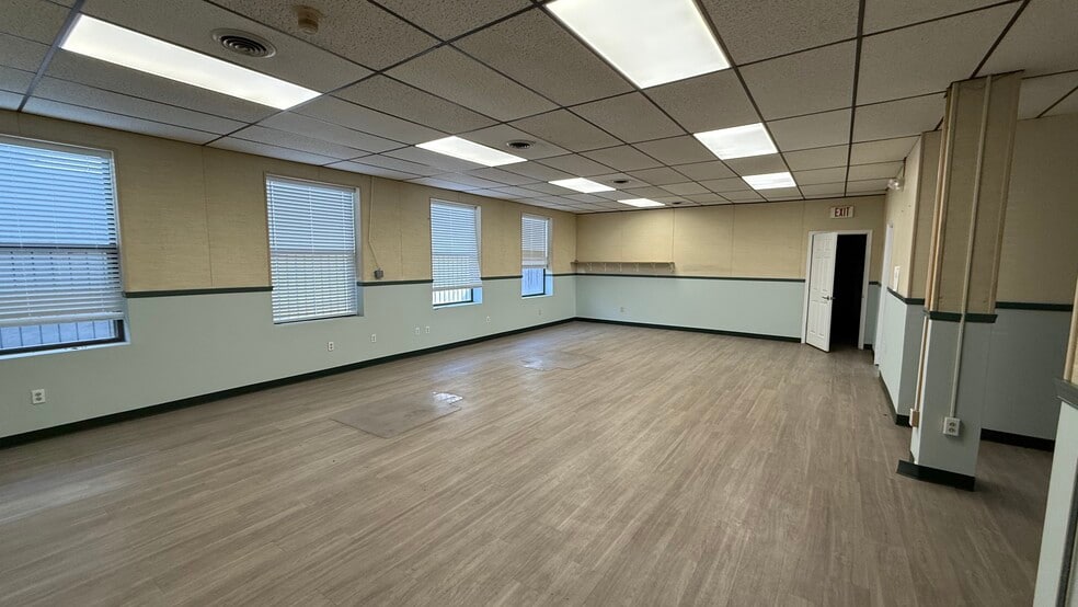 More Photos Of 1304 Conshohocken Rd, Conshohocken Warehouse For Lease