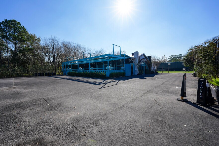 More Photos Of 2735 Washington Ave, Houston Freestanding For Lease