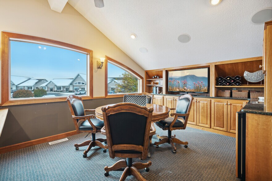 More Photos Of 11210-11214 86th Ave N, Maple Grove Office For Sale