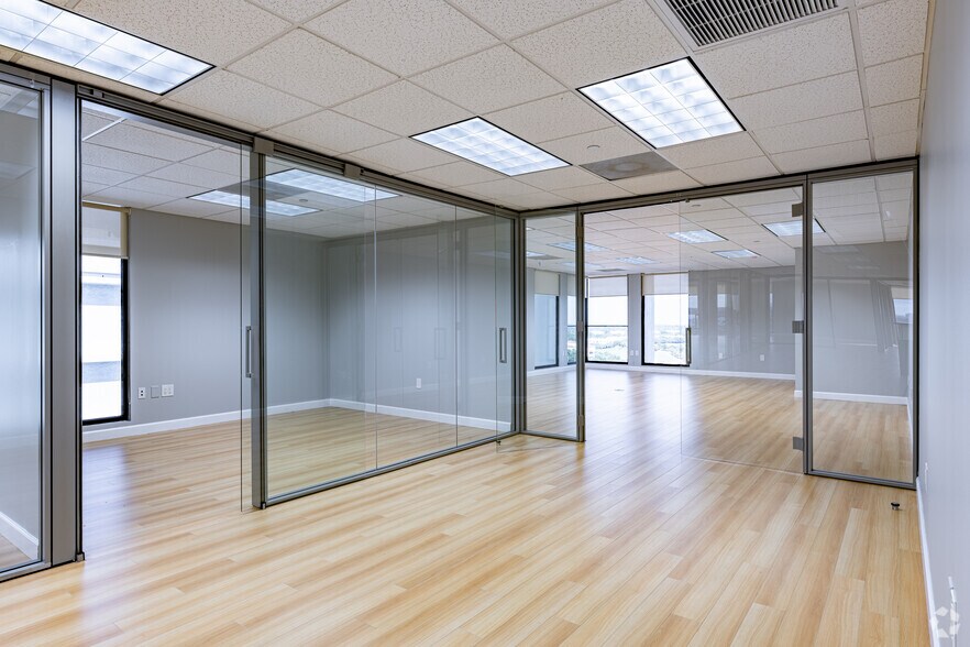 More Photos Of 1665 Palm Beach Lakes Blvd, West Palm Beach Unknown For Lease