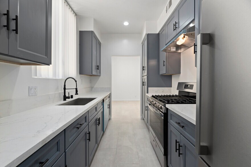 More Photos Of 329 S Rexford Dr, Beverly Hills Apartments For Sale