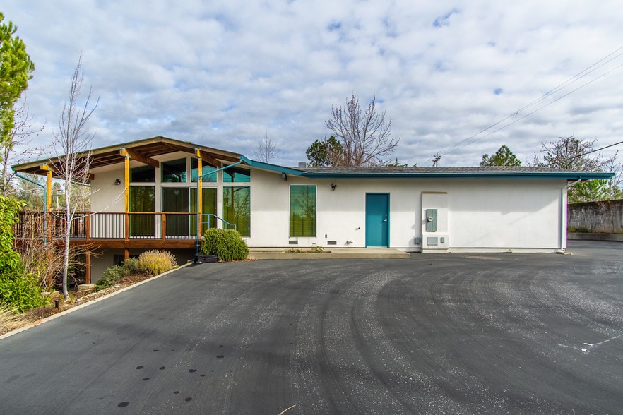 More Photos Of 111 Margaret Ln, Grass Valley Office For Sale