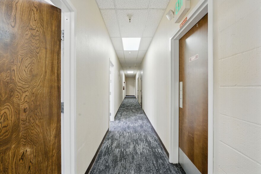 More Photos Of 301 Grand Ave, South San Francisco Office For Lease