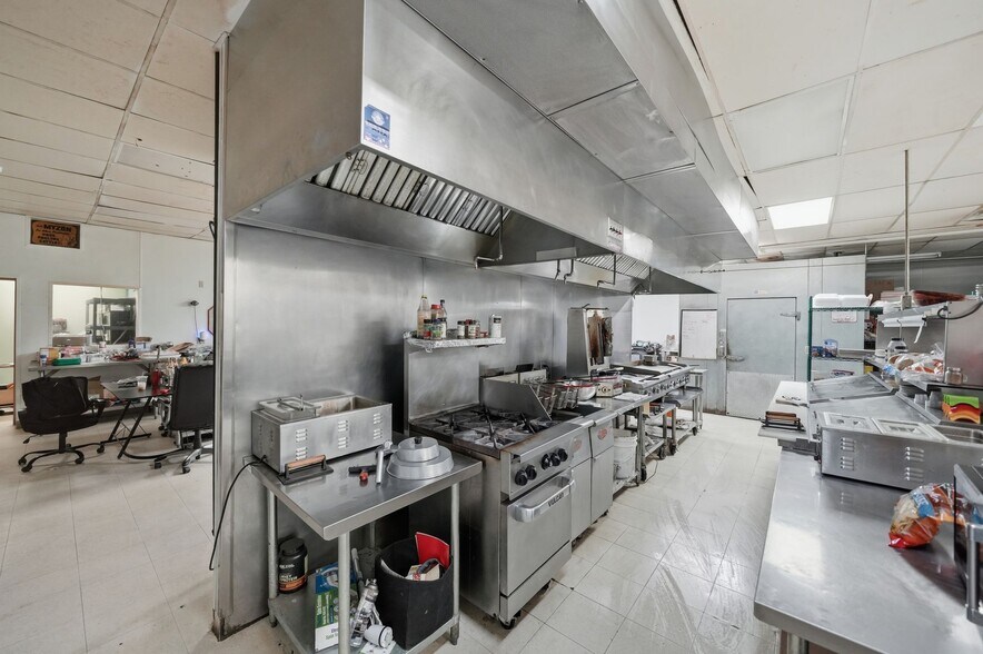 More Photos Of 715 1st Corso, Nebraska City Restaurant For Sale