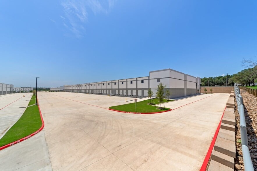 More Photos Of West Avenue and Wurzbach Parkway, San Antonio Unknown For Lease