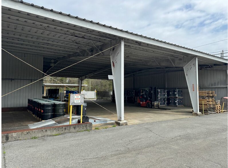 More Photos Of 511 Leitner St, Graniteville Manufacturing For Sale